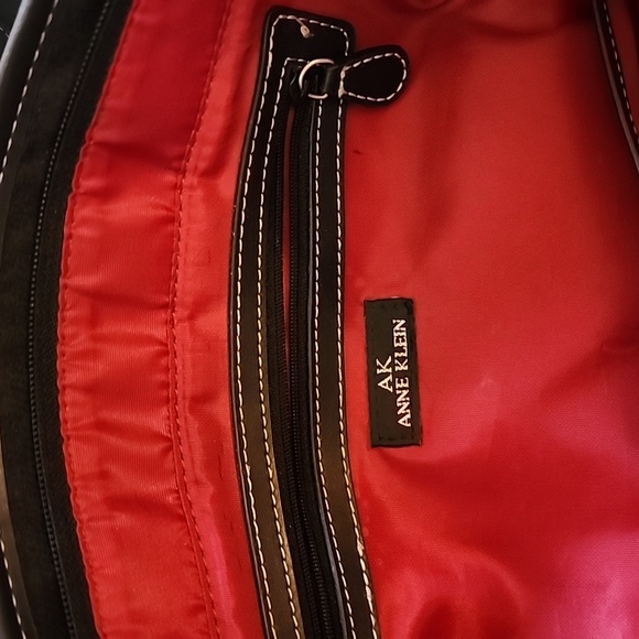 Anne Klein Black Tote Bag - Picture 6 of 12